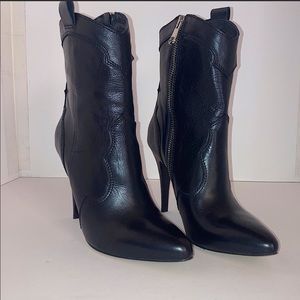 Western style stiletto bootie